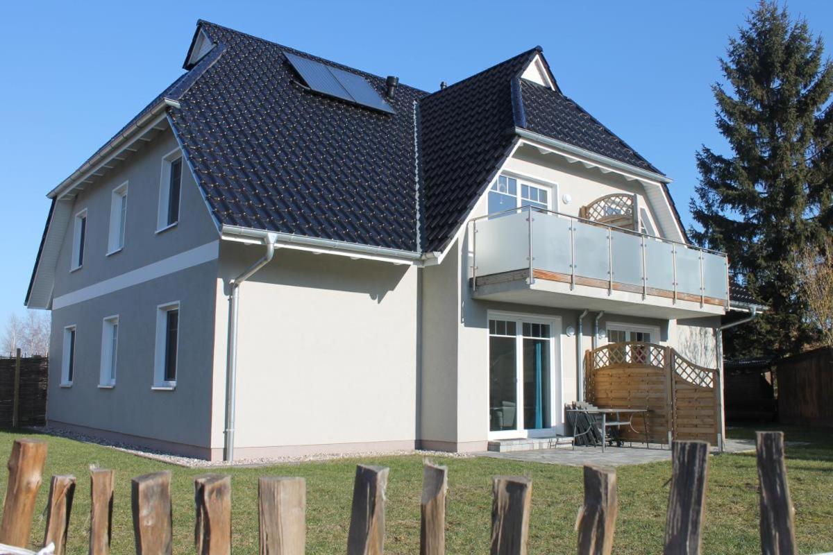 Ferienwohnung Van Der Holm Born Exterior foto